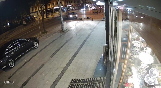 İki çocuğun ağır yaralandığı kaza kameralara yansıdı