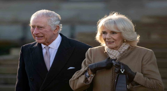 İngiltere Kralı III. Charlesın eşi Kraliçe Camilla Covid-19a yakalandı