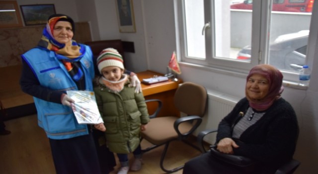 Iraklı 7 yaşındaki Sarahdan depremzedelere anlamlı destek