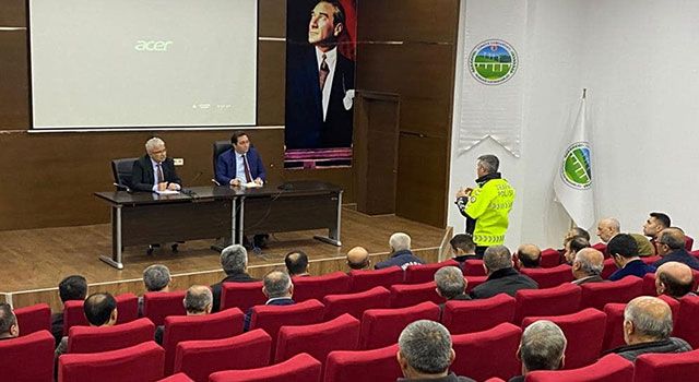 İslahiye ve Nurdağı’nda muhtarlar toplantısı düzenlendi