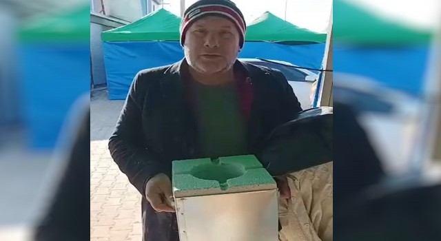 İslahiyeye kurulan aşevi ve yardım toplama çadırlara yaraları sarıyor