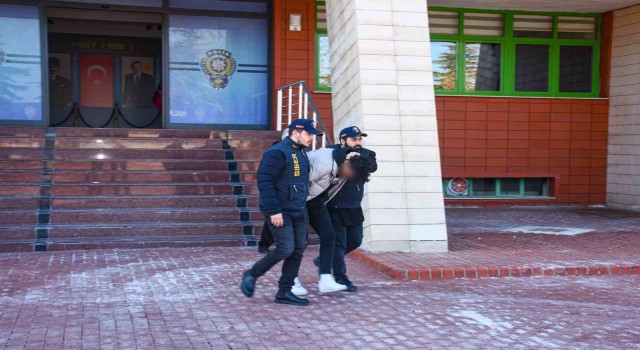 Ispartada kendisini depremzede olarak tanıtan şahıs tutuklandı