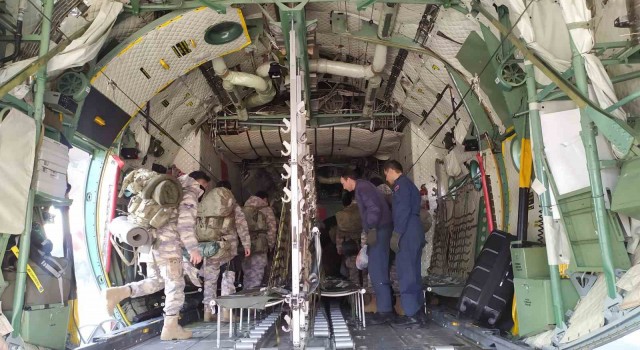 İstanbuldan deprem bölgesine 93 Hava Harp Okulu personeli yola çıktı