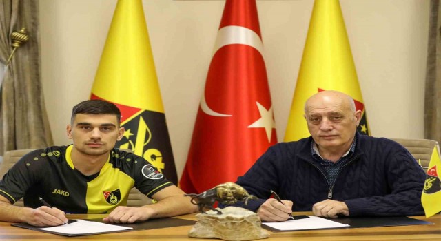 İstanbulspor, Florian Loshajı kadrosuna kattı
