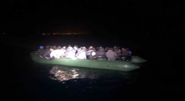 İzmir açıklarında 38 düzensiz göçmen yakalandı