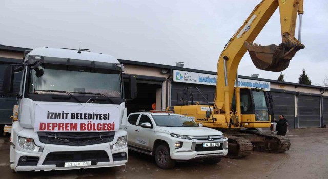 İzmitten yola çıkan iş makineleri Hataya ulaştı