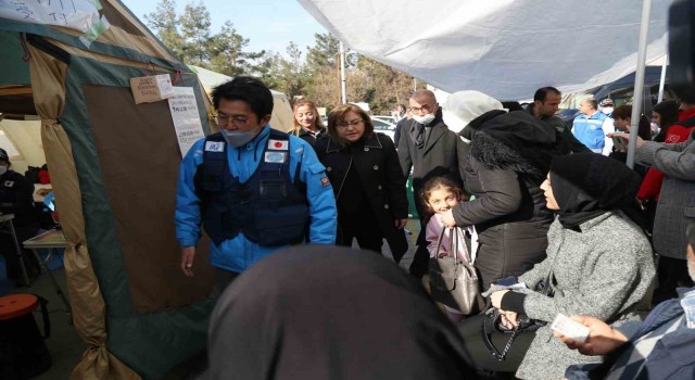 Japonya en büyük sahra hastanesini Gaziantepte kurdu