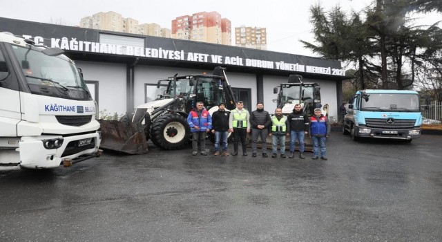 Kağıthane Belediyesi deprem bölgesi için tüm imkanlarını seferber etti