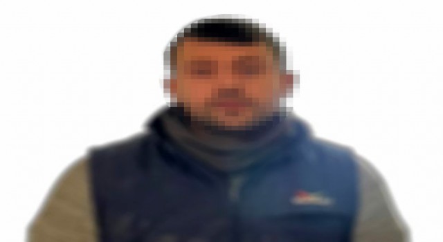 Kağıthanede cep telefonu hırsızı önce kameraya, sonra polise yakalandı