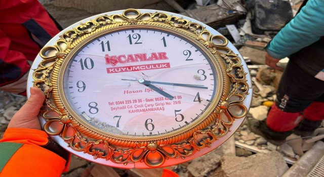 Kahramanmaraşta enkazın altında kalan kadın 60ıncı saatte kurtarıldı