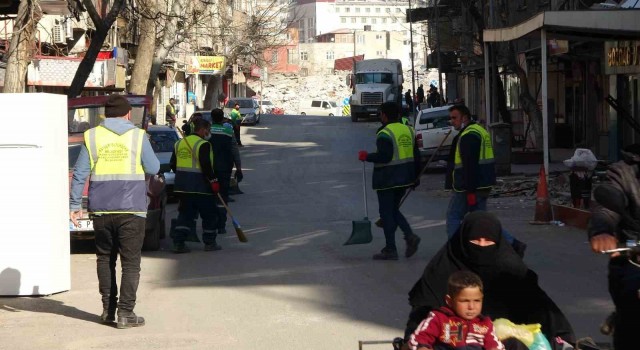 Kahramanmaraşta enkazlardan sonra sokaklar da temizleniyor