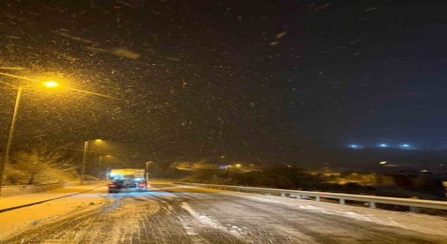 Kar timleri sahada