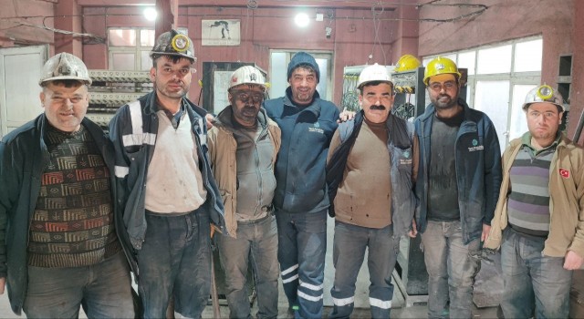 Kara gün dostu kahraman madenciler: “60 saat uykusuz kaldık”