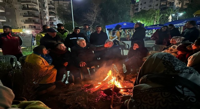 Karalar: Depremin yaraları birlikte sarılacak