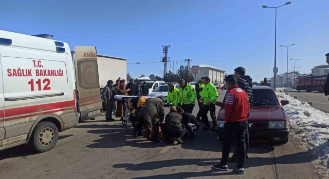 Karamanda otomobilin çarptığı kadın yaralandı