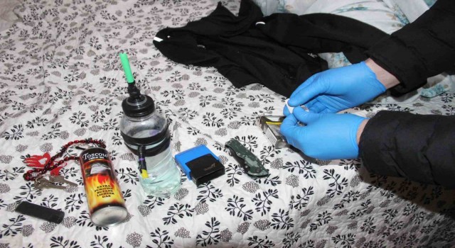 Karamanda uyuşturucu satıcılarına şafak operasyonu: 12 gözaltı