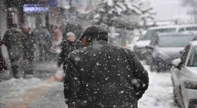 Karsta 73 köy yolu ulaşıma kapalı