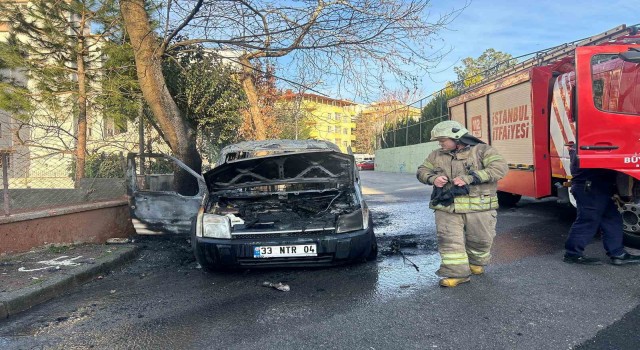 Kartalda hafif ticari araç alev alev yandı