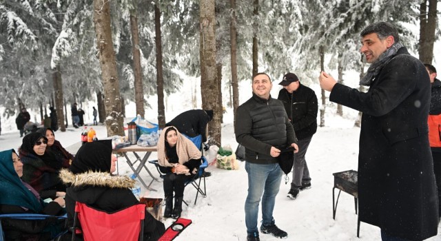Kartepede karın tadını çıkardılar
