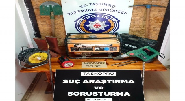 Kastamonuda çok sayıda tarihi eser ele geçirildi