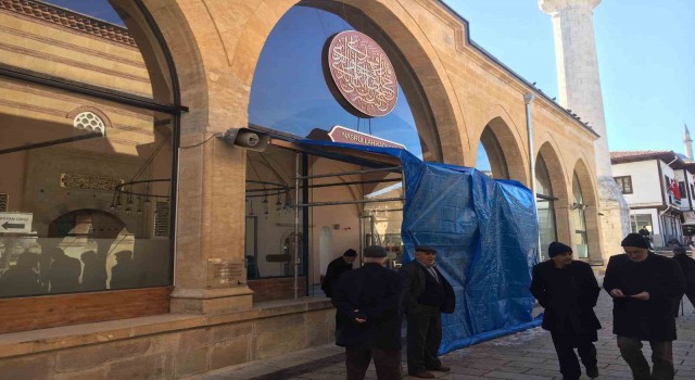 Kastamonuda depremlerde hayatını kaybedenler için gıyabi cenaze namazı kılındı