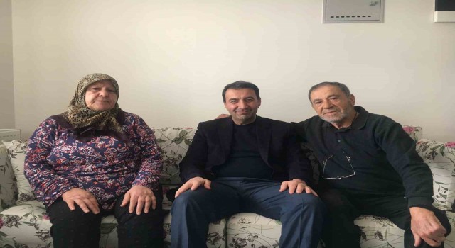 Kastamonulu iş adamı, depremzede 50 aileye yuva oldu