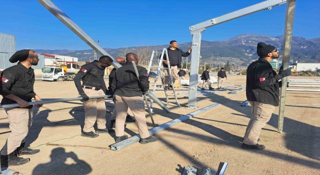 Katardan 3 bin kişilik hastane ve 3 helikopter desteği
