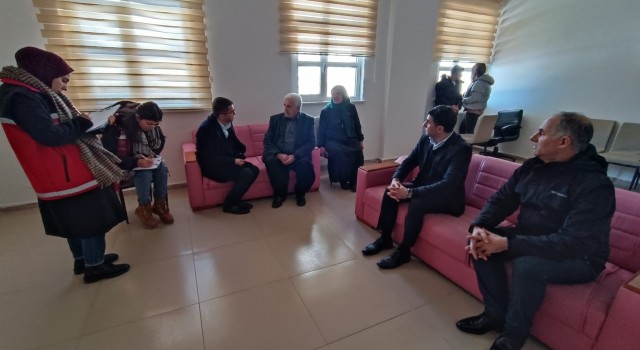 Kaymakam Daştan, depremzedelerle bir araya geldi