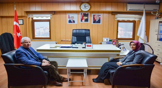 Kaymakam Güneşten Başkan Çaylıya iade-i ziyaret