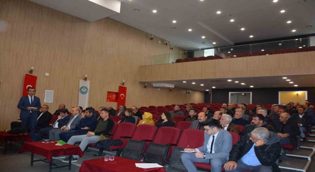Kaymakam Okumuş muhtarlarla bir araya geldi