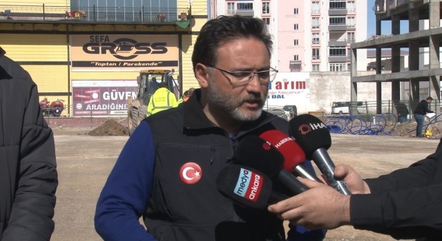 Kayseri Valisi Çiçek: “Şu an Elbistanda günde 60 tane enkaz kaldırılıyor”