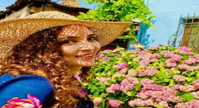Kazada ağır yaralanan 8 aylık hamile hemşire hayatını kaybetti