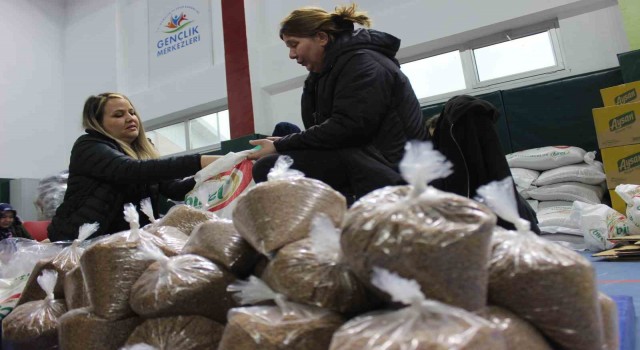 Kırklarelinden depremzedelere 20 ton kuru gıda ve yağ desteği