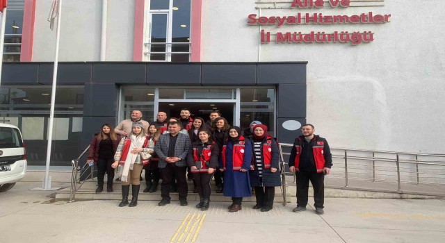 Kırmızı yelekli 3 ekip Adıyamana gitti