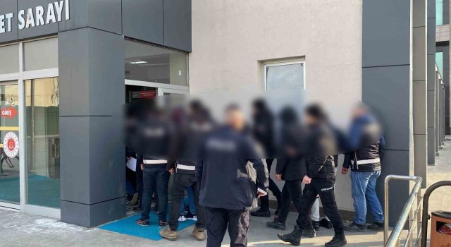 ‘Kökünü Kurutma operasyonunda gözaltına alınan 22 kişi adliyeye sevk edildi