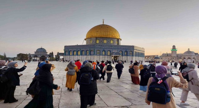 Konya Büyükşehirden öğrencilere Kudüs ve Balkanlar gezisi