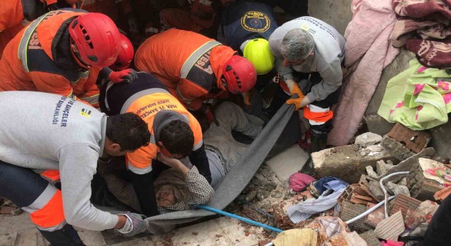 Konyanın kalbi deprem bölgesinde atıyor