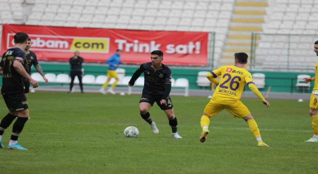 Konyaspor ile Afyonspor dostluk maçında karşılaştı
