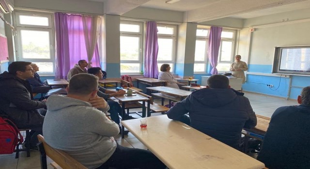Köyceğizde öğretmenler deprem konusunda bilgilendirildi