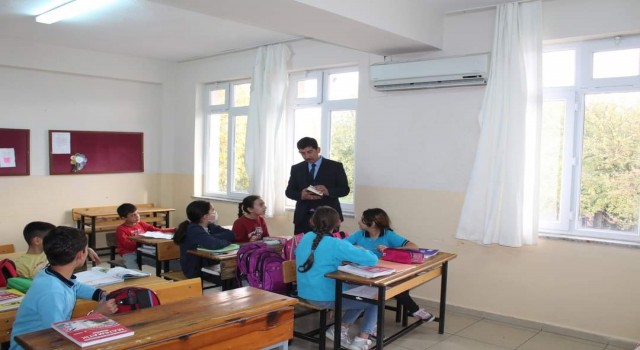 Köyceğizde 94 depremzede öğrenci eğitime başladı