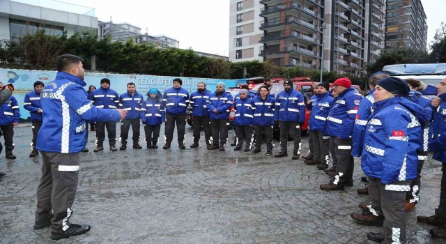 Küçükçekmeceden afet bölgesine destek