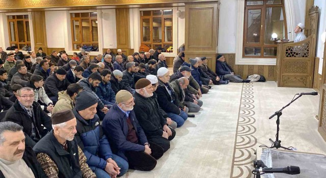 Kuluda Miraç Kandilinde camiler doldu taştı