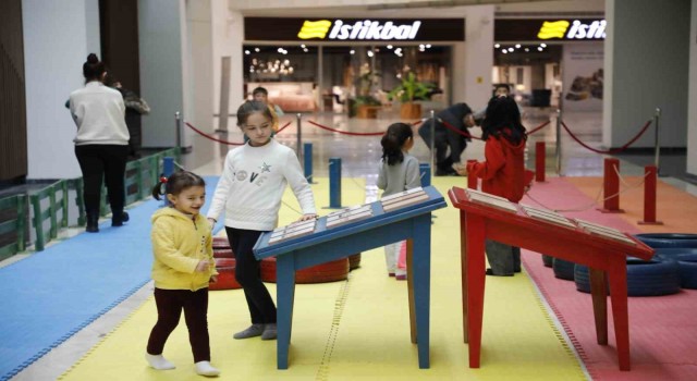 KUMSmall AVMden çocuklara bir hediye daha