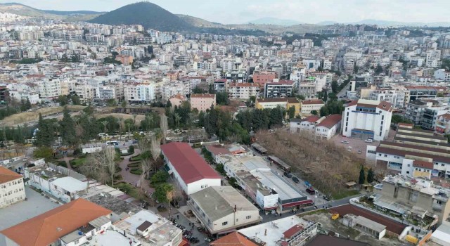 Kuşadası Belediyesinden kent meydanı açıklaması