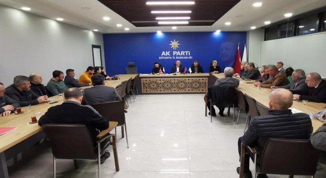 Kütahya AK Partide deprem felaketinde yapılan faaliyetler masaya yatırıldı
