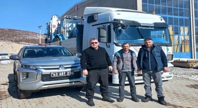 Kütahya OBMden deprem bölgesine ilave iş makinesi sevkiyatı