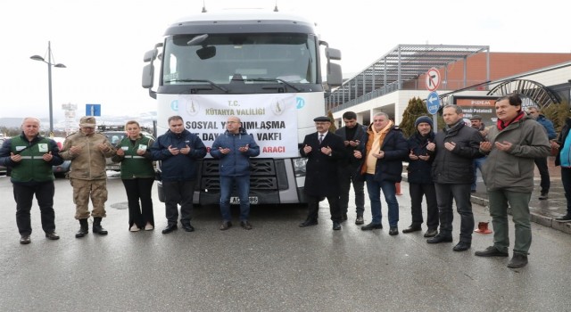 Kütahyadan 21 yardım tırı dualarla afet bölgesine uğurlandı