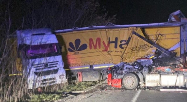 Lüleburgazda zincirleme kaza: 2 yaralı