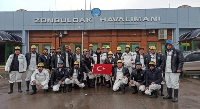 Madenciler askeri uçakla deprem bölgesine hareket etti