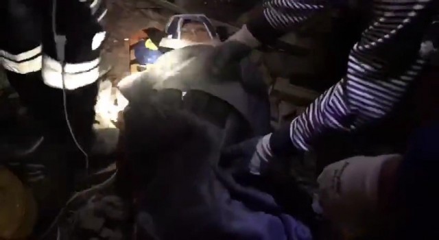 Madenciler domuz damı yöntemiyle bir kişiyi daha kurtardı